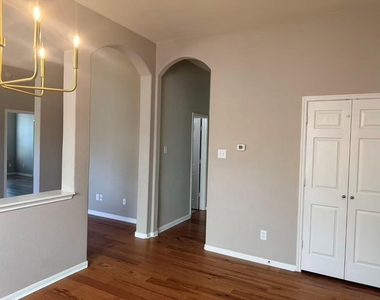 26327 Whittmore Fields Drive - Photo Thumbnail 5