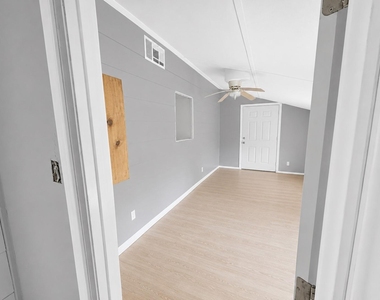227 Live Oak Lane - Photo Thumbnail 21