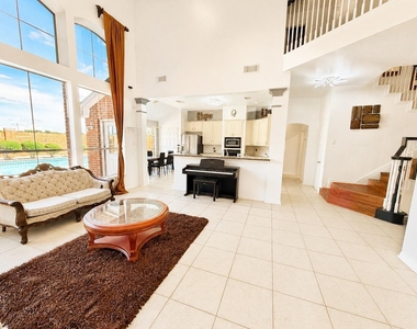 5507 Cranston Court - Photo Thumbnail 10