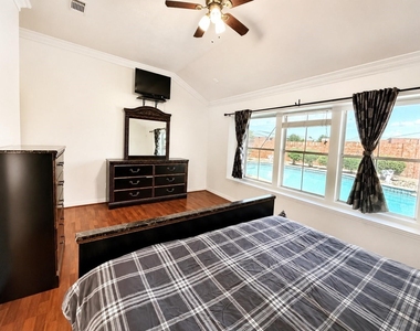 5507 Cranston Court - Photo Thumbnail 16