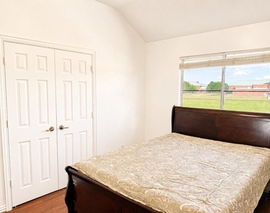 5507 Cranston Court - Photo Thumbnail 24