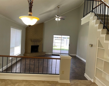 3118 Redcliff Drive - Photo Thumbnail 18