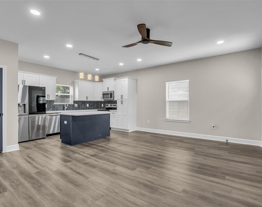 8529 Dosia Street - Photo Thumbnail 12