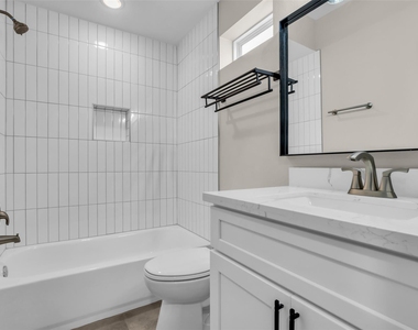 8529 Dosia Street - Photo Thumbnail 15