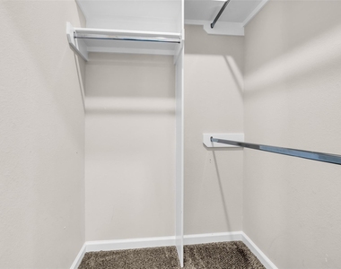 8529 Dosia Street - Photo Thumbnail 18
