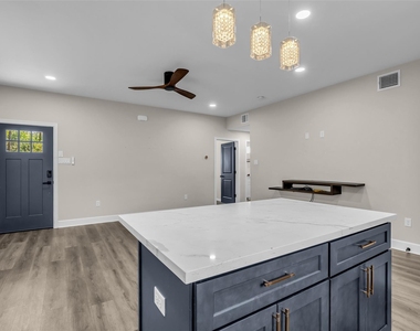 8529 Dosia Street - Photo Thumbnail 11