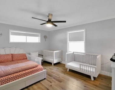 6111 Shadow Crest Street - Photo Thumbnail 10