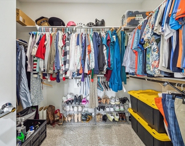 5520 Rosslyn Road - Photo Thumbnail 11