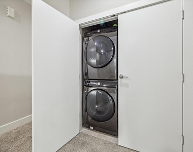 5520 Rosslyn Road - Photo Thumbnail 19
