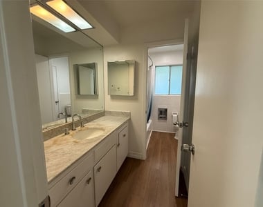 11915 Steppingstone Lane - Photo Thumbnail 23