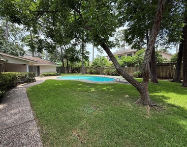11915 Steppingstone Lane - Photo Thumbnail 30