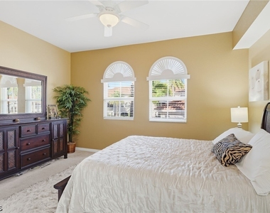 8560 Violeta Street - Photo Thumbnail 14