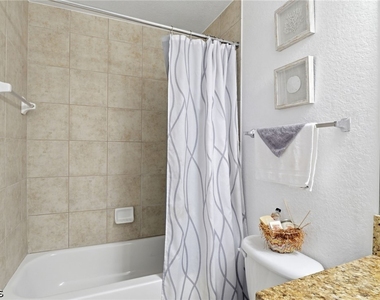 8560 Violeta Street - Photo Thumbnail 21