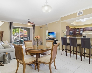 8560 Violeta Street - Photo Thumbnail 2