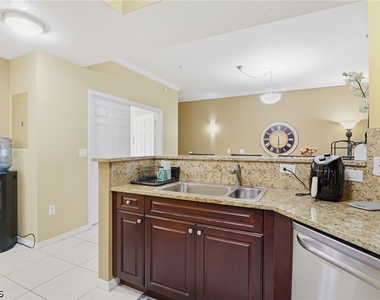 8560 Violeta Street - Photo Thumbnail 9
