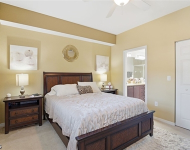 8560 Violeta Street - Photo Thumbnail 12