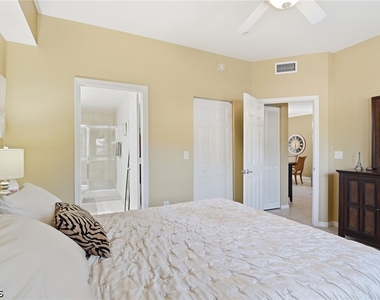 8560 Violeta Street - Photo Thumbnail 13