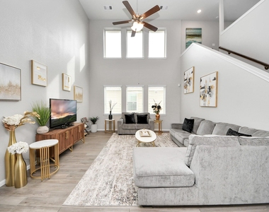 5324 Cj Walker Lane - Photo Thumbnail 4