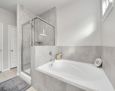 5324 Cj Walker Lane - Photo Thumbnail 19