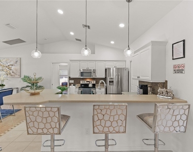 1801 Everest Parkway - Photo Thumbnail 6