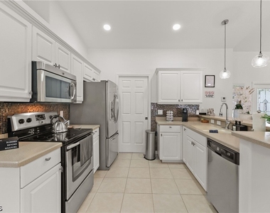 1801 Everest Parkway - Photo Thumbnail 7
