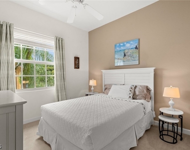 8641 Piazza Del Lago Circle - Photo Thumbnail 8