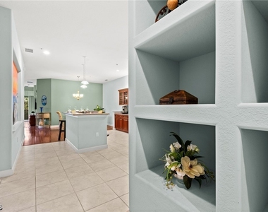 8641 Piazza Del Lago Circle - Photo Thumbnail 17