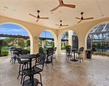 8641 Piazza Del Lago Circle - Photo Thumbnail 43