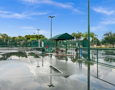 8641 Piazza Del Lago Circle - Photo Thumbnail 42