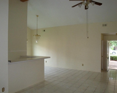 6806 Caddo Lake Lane - Photo Thumbnail 5