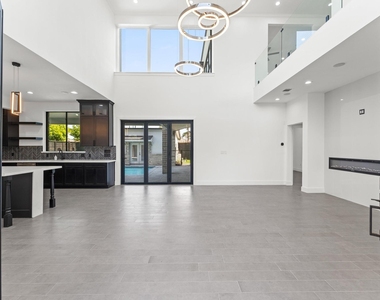 10070 Cedardale Drive - Photo Thumbnail 2