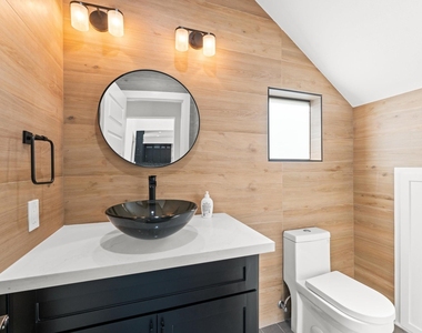 10070 Cedardale Drive - Photo Thumbnail 11