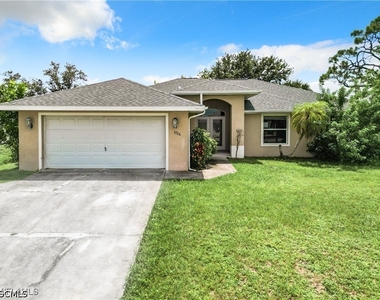 1726 Trafalgar Parkway - Photo Thumbnail 3