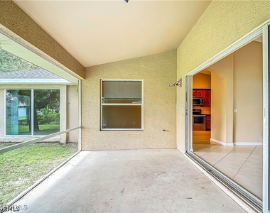 1726 Trafalgar Parkway - Photo Thumbnail 34