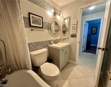 1495 Cranville R Square - Photo Thumbnail 20