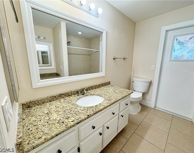 1311 Se 30th Terrace - Photo Thumbnail 21