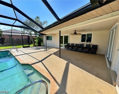 1311 Se 30th Terrace - Photo Thumbnail 8