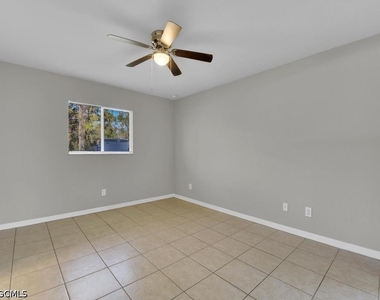 801 Meadow Road - Photo Thumbnail 12