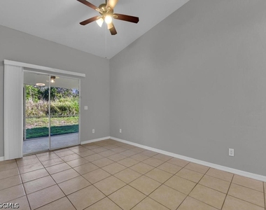801 Meadow Road - Photo Thumbnail 10