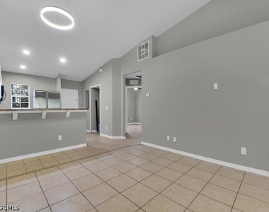 801 Meadow Road - Photo Thumbnail 7