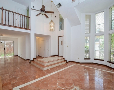1603 Beaconshire Road - Photo Thumbnail 4