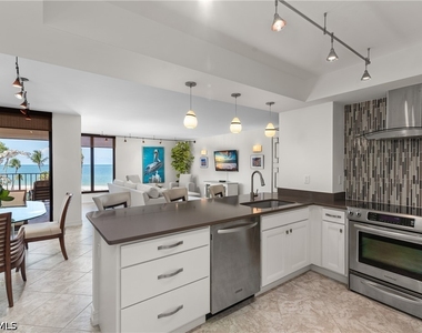 3115 Gulf Shore Boulevard N - Photo Thumbnail 12