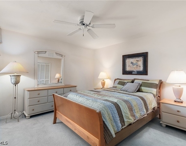 6658 Trident Way - Photo Thumbnail 17