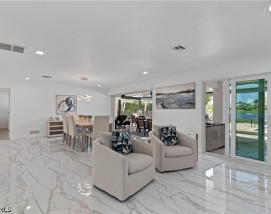 2500 Kings Lake Boulevard - Photo Thumbnail 5