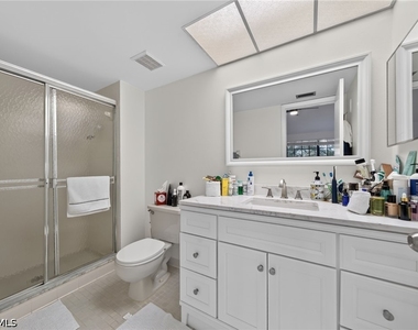 823 Meadowland Drive - Photo Thumbnail 13