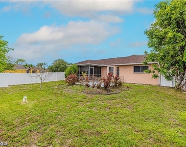 9084 Caloosa Road - Photo Thumbnail 23