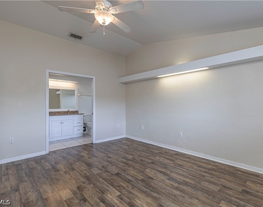 9084 Caloosa Road - Photo Thumbnail 14