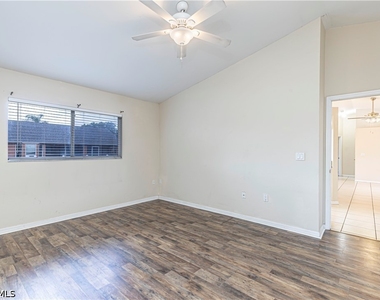 9084 Caloosa Road - Photo Thumbnail 17