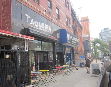 102 South 6th Street - Photo Thumbnail 10