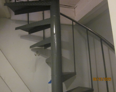 102 South 6th Street - Photo Thumbnail 4